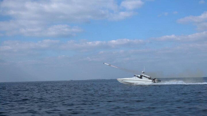 رزمایش اقتدار پیامبر اعظم (ص) ۱۹ در خلیج فارس برگزار شد