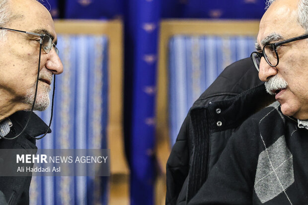 نشست رئیس جمهور با اعضای شورای جشنواره‌های فجر