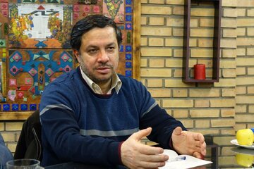 کار کمیته مزد آغاز شد/ نماینده کارفرمایان: انتظار نداشته باشید دستمزد همه هزینههای خانوار را تامین کند