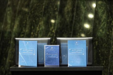 بررسی محرمانه جداول بودجه به روایت یک حقوقدان/ پول مردم کجا خرج می شود؟/ دولت، وفاق را با تعظیم و تسلیم اشتباه گرفته است