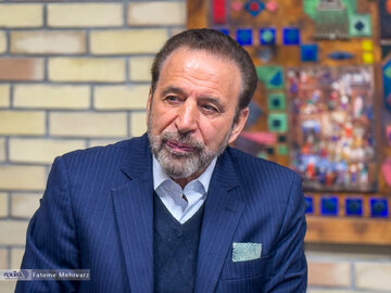 راهکار واعظی برای تحقق شعار سال: سرمایه گذاری داخلی، پیش نیاز سرمایه‌گذای خارجی است/ سرمایه گذاری با تعارف به وجود نمی‌آید