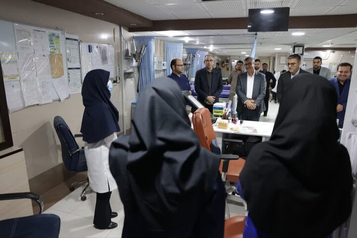 فعالیت‌های مداوم کادر درمان نمادی از تعهد حرفه‌ای است