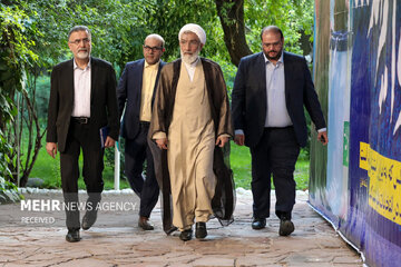 چهرهِ جدید مصطفی پورمحمدی در ۱۴۰۳؛ از تلاش آقای دبیرکل برای «ری برندینگ» تا زلزله چند ریشتری در اردوگاه سعید جلیلی