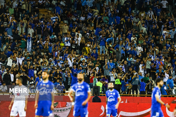 تصمیمات مهم هیئت مدیره برای استقلال؛تعیین تکلیف سرمربی و بازیکنان جدید