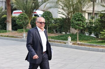 خداحافظی پزشکیان با معاونی که «رفیقِ قدیمی» او بود/ معاونت پارلمانی ریاست جمهوری چه چیزی را تکذیب کرده بود؟