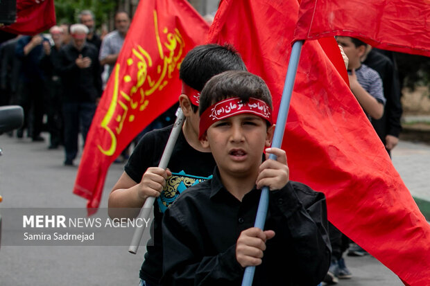 دسته عزاداری روز شهادت امام جعفر صادق (ع) در محله طرشت تهران