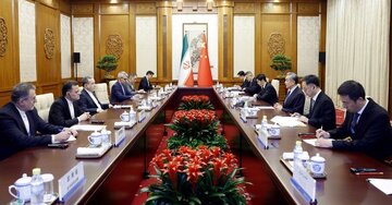 دیپلماسی بیوقفه عراقچی از الجزایر تا روسیه و چین؛ حرکت شطرنجی ایران در آستانه مذاکراتی حساس