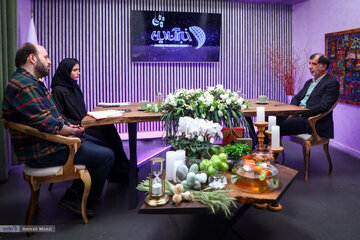 طعنه سنگین باهنر به تندروها:می گویند حاضریم با آمریکا مذاکره کنیم ولی اگر دولت رقیب باشد نمی‌گذاریم/ پزشکیان نمی تواند ظرف سه ماه تورم را حل کند