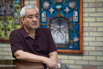 اصغرزاده: در تله تسخیر سفارت آمریکا افتادیم/ قضیه بابک زنجانی خیلی مشکوک است/ روسیه از برقراری رابطه ایران و آمریکا خوشحال نمی شود