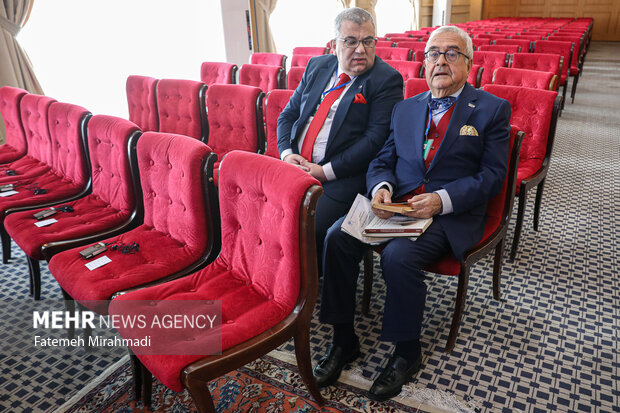 مجمع گفتگوی تهران