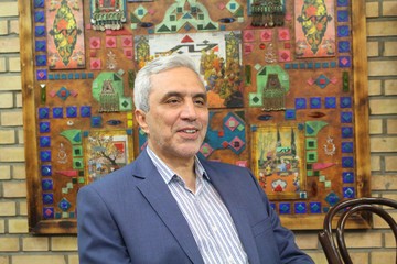 چالش هایِ سخنگو بودن در گپ و گفت با میرمحمد صادقی: در اوج تنش ها، سخنگو بودم/ سخنگو باید به‌ موقع از نظر اطلاعاتی تغذیه شود