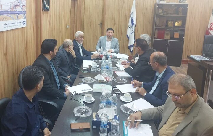 رفع مشکلات سرمایه‌گذاران استان بوشهر با راهکارهای قانونی و حقوقی