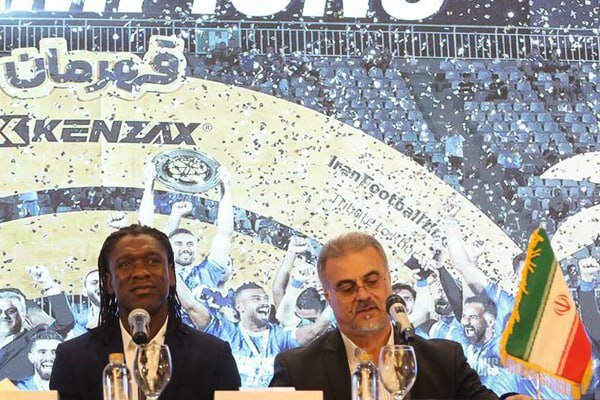 سیدورف: هواداران استقلال در انتخاب سرمربی صبور باشند