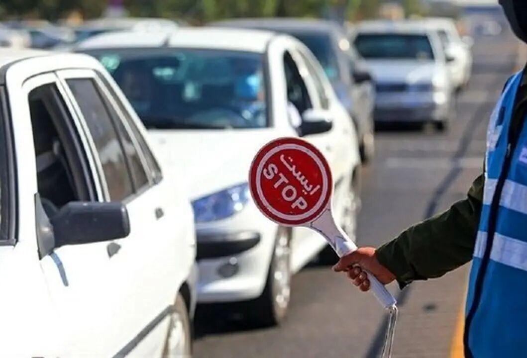 ترافیک سنگین در آزادراه قزوین- کرج- تهران و جاده هراز در محدوده سه راهی چلاو