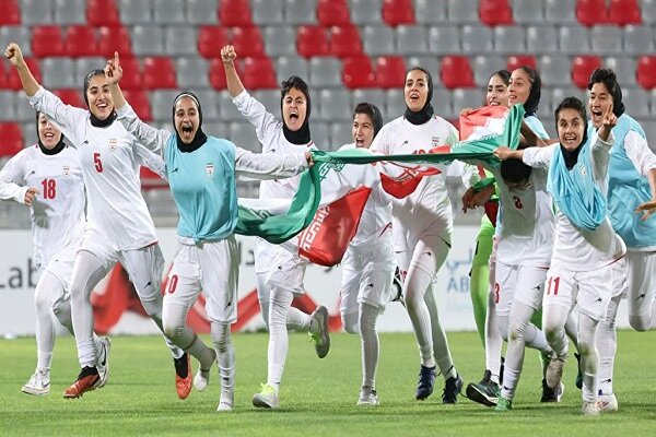 نیاز جدی فوتبال بانوان در فرصت ۸ ماهه؛ تاج و همکاران به خواب نروند!