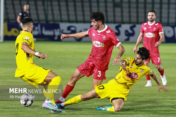 انتقاد سرمربی سابق پرسپولیس از عملکرد تیم/ چرا صدای هواداران درآمد؟