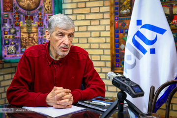 حقیقت‌پور: کسانی که از انقلاب جلوترند و شعارهای تند می‌دهند مشکوک‌ هستند/ کوهکن: فرد نفوذی تظاهر به خودی بودن می‌کند و در لحظات حساس ضربه می‌زند