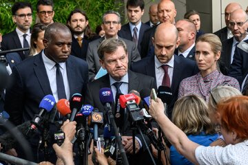 شروط اروپا برای تمدید اسنپ‌بک چیست؟ / آیا ابتکار روسیه و چین به ایران کمک می‌کند؟ / دعوای حقوقی ۳۰ روزه در شورای امنیت