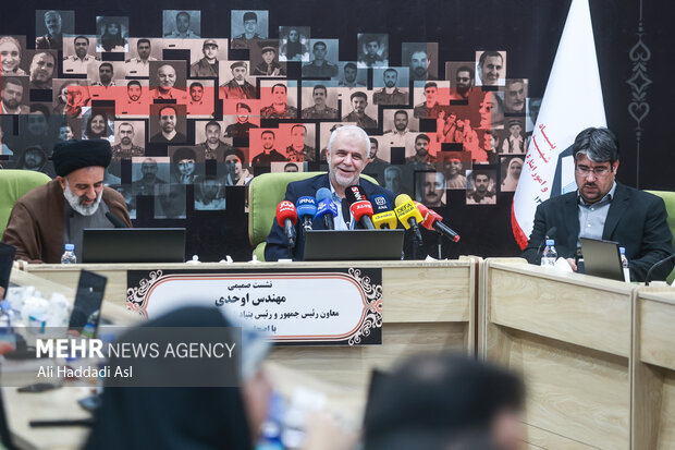 نشست خبری رئیس بنیاد شهید و امور ایثارگران