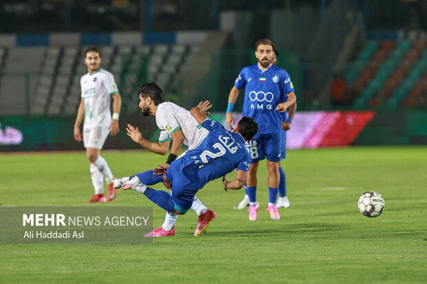 استقلال به دنبال رسیدن به صدر؛ طلسم محرم با سپاهان شکسته می‌شود؟