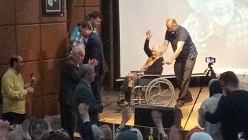 روزی که صاحبخانه می‌خواست ثمینه باغچه‌بان را در آستانه ۱۰۰ سالگی از خانه بیرون کند/ بازخوانی یک روایت