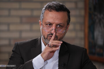 وقتی وزیرشدم ۵ بانک زیان‌ده داشتیم بعد از چندماه سودده شدند/ باید با چینی‌ها به زبان ژئوپلتیک حرف بزنیم