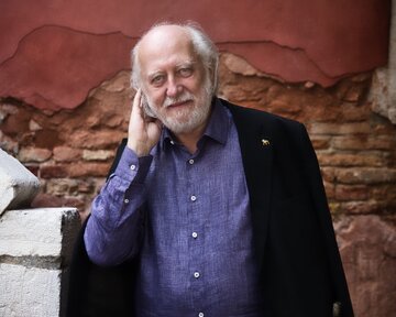 لاسلو کراسناهورکایی برنده نوبل ادبیات شد