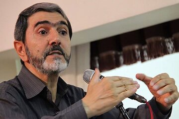 مبلغ: تندروها مستعد تاثیرپذیری از جریان نفوذ هستند/ راهبرد اطلاعاتی و امنیتی‌ها باید از مبارزه با منتقدان به مهار نفوذ تغییر کند