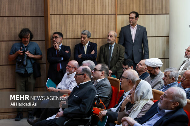 مراسم پاسداشت صدسالگی ایرج افشار