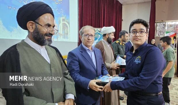 ۱۸۲ نخبه جنوب استان بوشهر تجلیل شدند