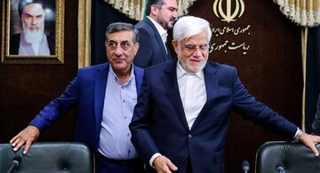 استعفاهای درون دولت چه پیامی به جامعه مخابره میکند؟/ پشت پرده استعفاها چه انگیزهای پنهان شده است؟