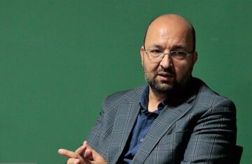 جوادامام: دولت برخلاف شعار «تسلیم امر کارشناسی بودن» عمل می‌کند/ صرف استعفا شخصی همچون عارف نه مسئولیت را از دوش دولت برمی‌دارد و نه از دوش خود ایشان!