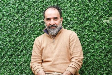 تشکر خانواده رضا امیرخانی از پزشکیان و صالحی/ آن‌چه از لحظه «سقوط» تا «امیدواری به نتیجه ام‌آرآی» بر نویسنده و منتقد ادبی شناخته‌شده گذشت