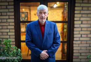 حقیقتپور: تندروها روزانه ۵۰۰ میلیون دلار به کشور ضرر زدند و هزینه زندگی در جمهوری اسلامی را بالا بردند/ با اجازه چه کسی سفارت عربستان را آتش زدند؟