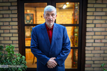 حقیقتپور: تندروها روزانه ۵۰۰ میلیون دلار به کشور ضرر زدند و هزینه زندگی در جمهوری اسلامی را بالا بردند/ با اجازه چه کسی سفارت عربستان را آتش زدند؟ حقیقتپور: تندروها روزانه ۵۰۰ میلیون دلار به کشور ضرر زدند و هزینه زندگی در جمهوری اسلامی را بالا بردند/ با اجازه چه کسی سفارت عربستان را آتش زدند؟