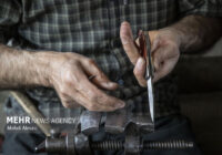 کشف قریب به ۳۰۰۰ چاقوی ضامن دار آمریکایی از یک شناور در بوشهر