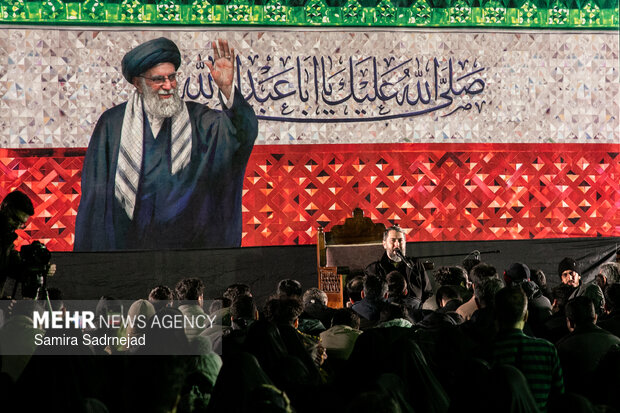 مراسم عزاداری در سوگ رهبر شهید انقلاب – دانشگاه تهران