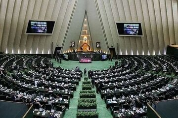 سرشاخ با ساختار جمهوری اسلامی؛ از شورای عالی امنیت تا نهاد ریاست جمهوری/ اقلیت در بهارستان از جان شعام چه میخواهد؟ سرشاخ با ساختار جمهوری اسلامی؛ از شورای عالی امنیت تا نهاد ریاست جمهوری/ اقلیت در بهارستان از جان شعام چه میخواهد؟