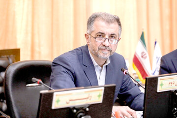 سه جلسه مجازی مجلس به روایت یک نماینده؛ کار با تکنولوژی و فعالیت در چنین جلساتی را بهتدریج یاد میگیریم/ تمام امکانات صحن علنی به صورت مجازی مهیا است