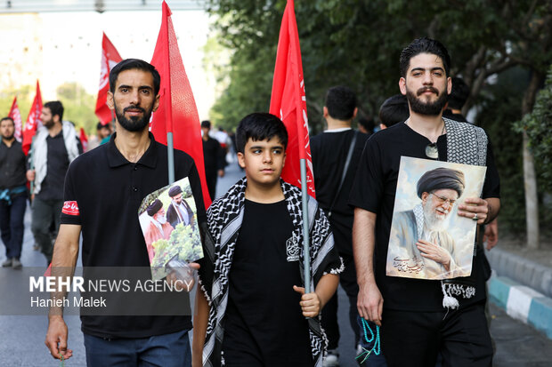 مراسم تشییع پیکر مطهر رهبر شهید انقلاب در تهران – ۱۲