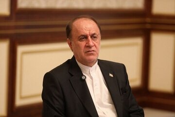 توضیحات نایب رئیس مجلس درباره احتمال وقوع یا عدم وقوع جنگ / نمایندگان خواستار استیضاح وزرا با پزشکیان جلسه می‌گذارند