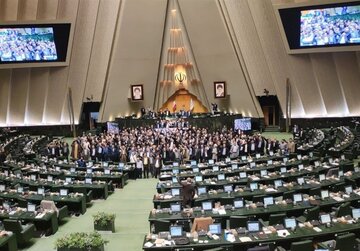 عضو کمیسیون اجتماعی: نامه اعتراض نمایندگان درباره امیرحسین ثابتی به رییس هیات نظارت مجلس رسید