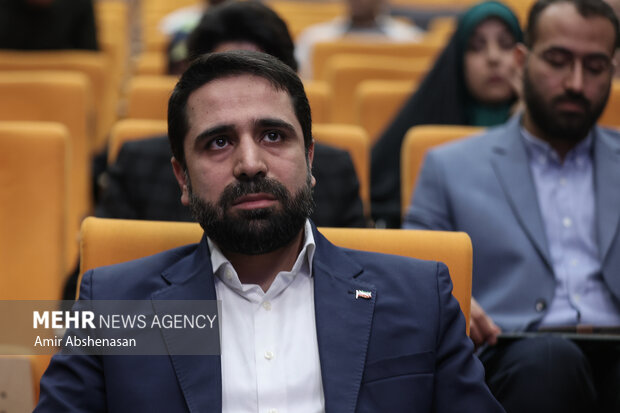 نشست خبری رئیس مرکز ملی فضای مجازی